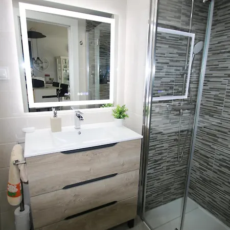 Malibu Ii By Parc Mont-roig Apartment Miami Playa